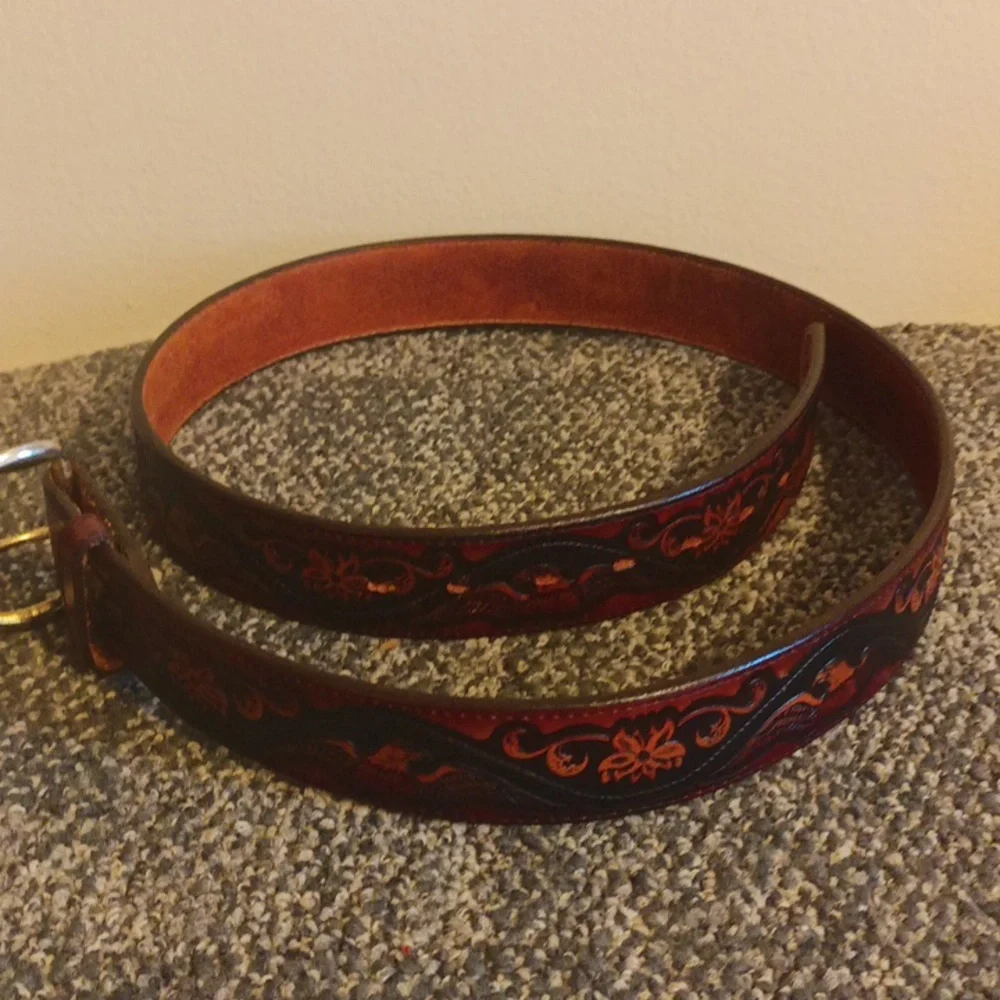 Frontier Series western brown leather tooled mens belt size 40